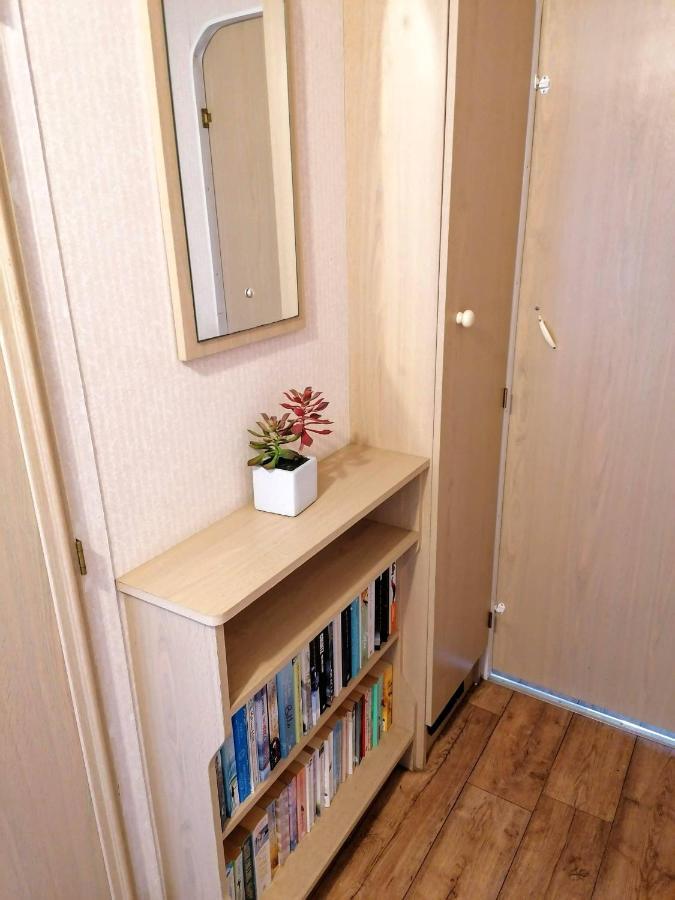 Poplar Lodge Log Caravan Kirkby on Bain Экстерьер фото